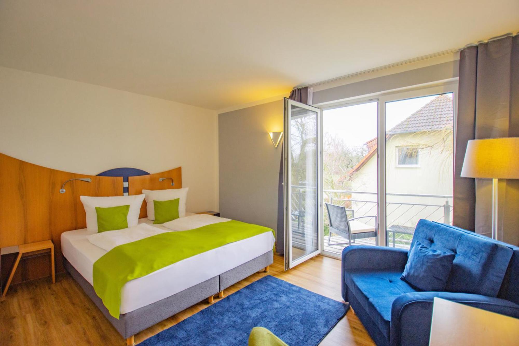 Inselhotel Kleiner Bodden Buschvitz Exterior foto