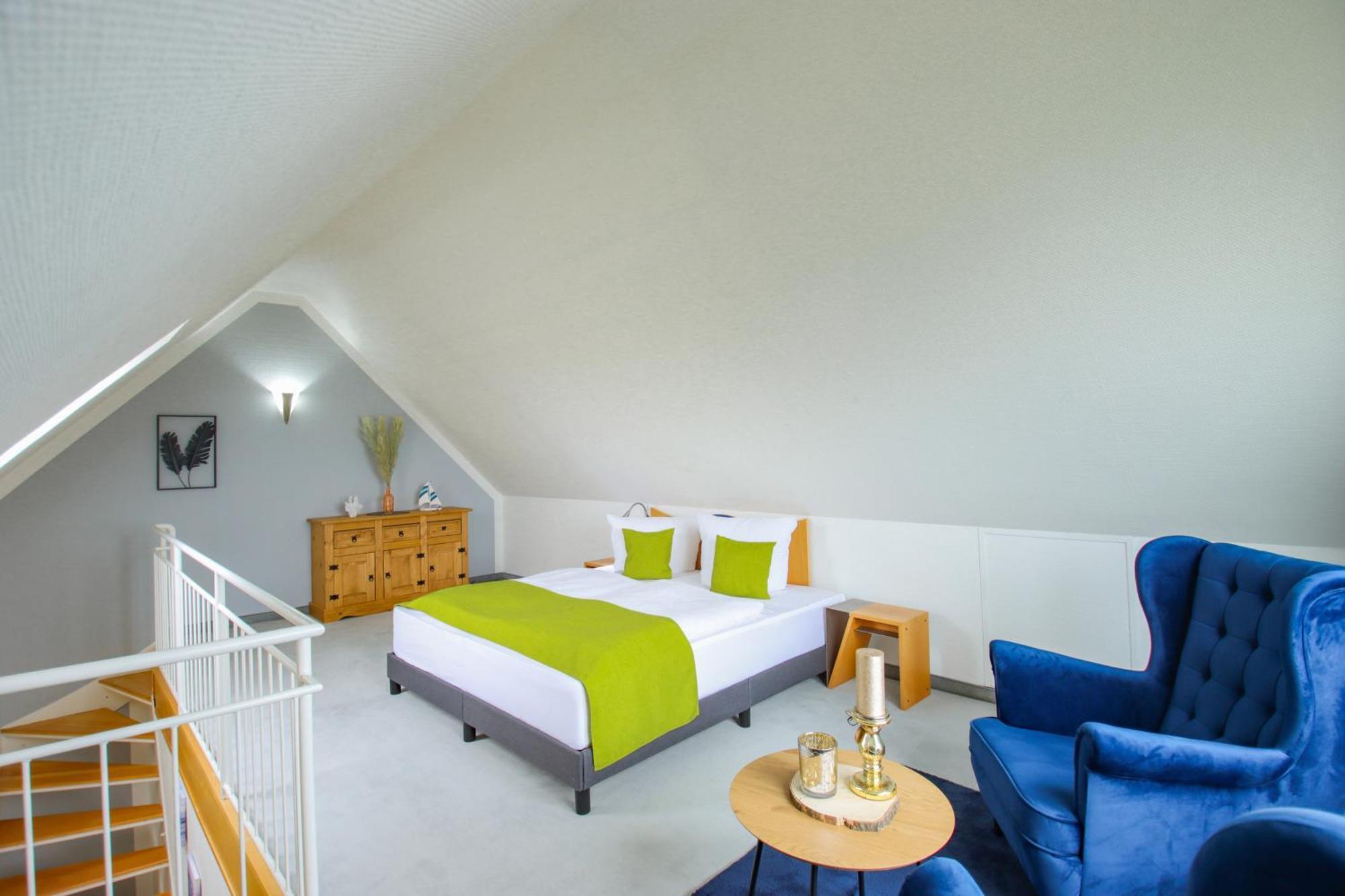 Inselhotel Kleiner Bodden Buschvitz Exterior foto